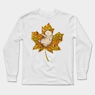 Little Cat Playing on the Leaves - Maple Leaf Version Long Sleeve T-Shirt